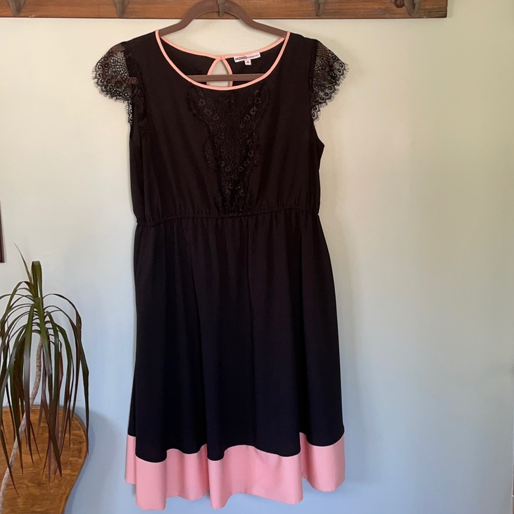 Momo Maternity black lace cap sleeve dress, medium